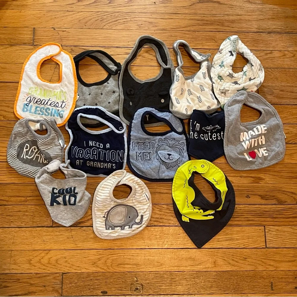 Bundle of 13 Bibs